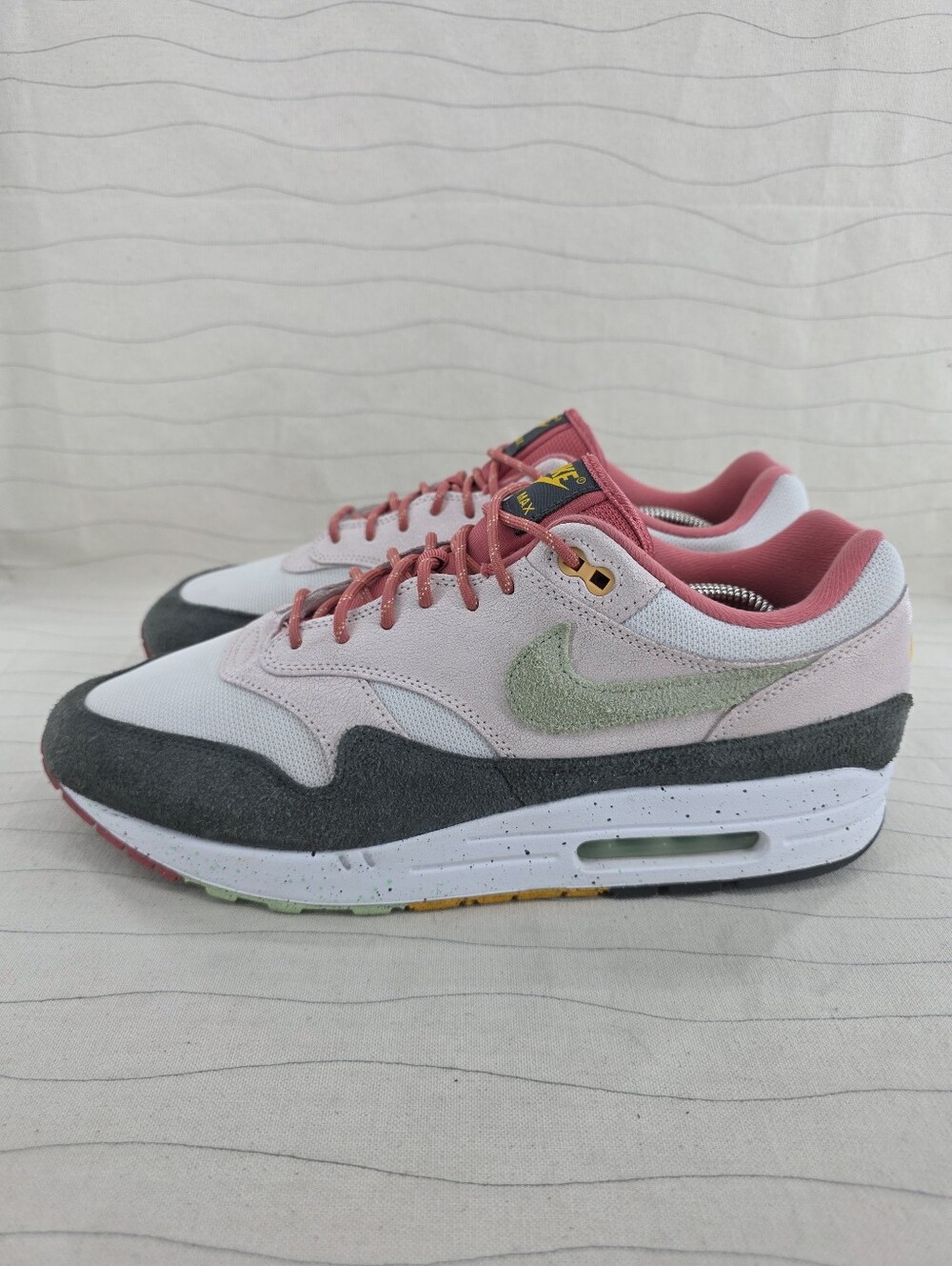 Nike Mens Air Max 1 Easter Celebration Leather Sneakers Shoes FZ4133-640 Sz 13 - Picture 2 of 12